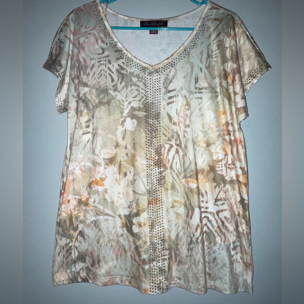 📔Gloria Vanderbilt Women's Multicolor Top